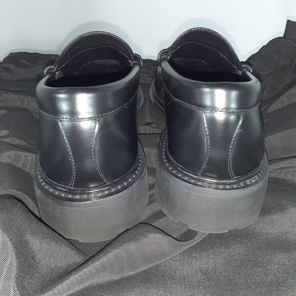 Celine 'Margaret' Black Round Toe Loafer With Triomphe Chain Size 8.5 - Picture 4 of 7